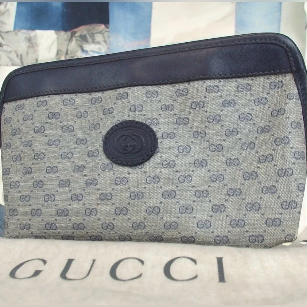 GUCCI Vintage Cosmetic Bag 😍